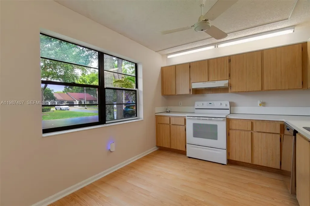 23318 SW 55th Way Boca Raton FL 33433