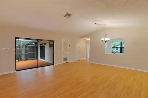 23318 SW 55th Way Boca Raton FL 33433