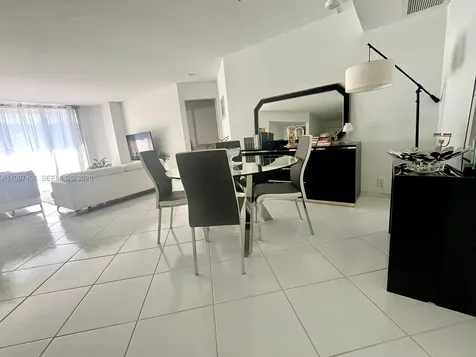 3530 Mystic Pointe Drive Aventura FL 33180
