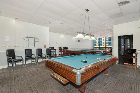 2201 S Ocean Drive Hollywood FL 33019