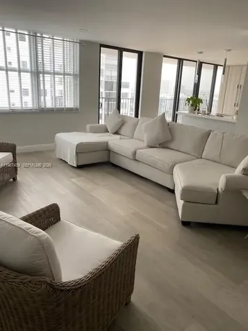 2201 S Ocean Drive Hollywood FL 33019