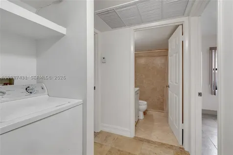 6580 W 27th Court Hialeah FL 33016