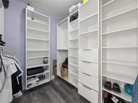 16004 SW 87th Terrace Miami FL 33193