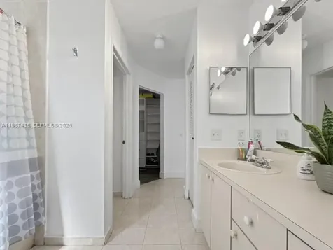 16004 SW 87th Terrace Miami FL 33193