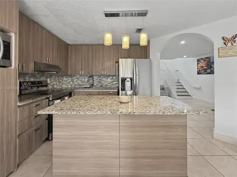 16004 SW 87th Terrace Miami FL 33193