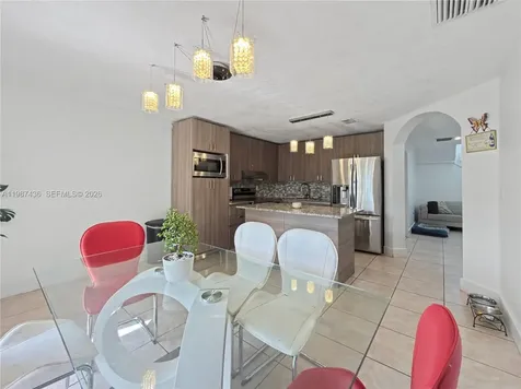 16004 SW 87th Terrace Miami FL 33193