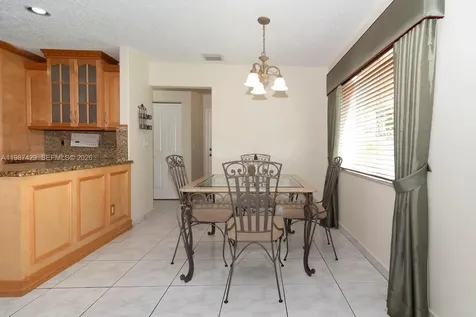 2293 SW 182nd Way Miramar FL 33029
