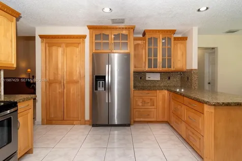 2293 SW 182nd Way Miramar FL 33029