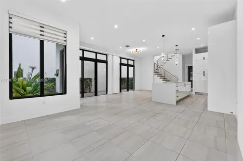 8237 NW 43rd Street Doral FL 33166