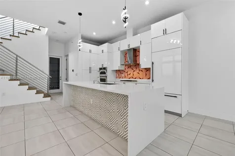 8237 NW 43rd Street Doral FL 33166