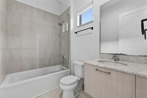 8237 NW 43rd Street Doral FL 33166