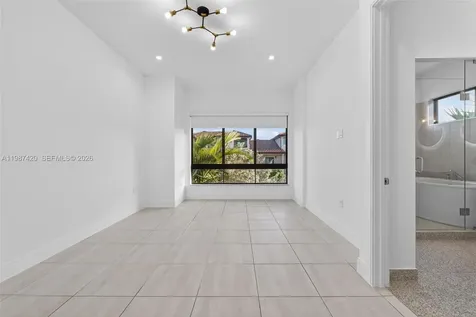 8237 NW 43rd Street Doral FL 33166