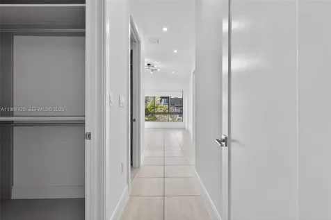 8237 NW 43rd Street Doral FL 33166