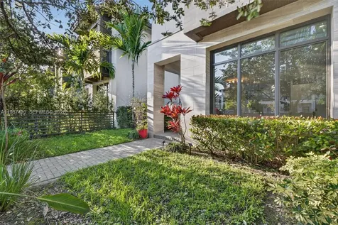 8237 NW 43rd Street Doral FL 33166
