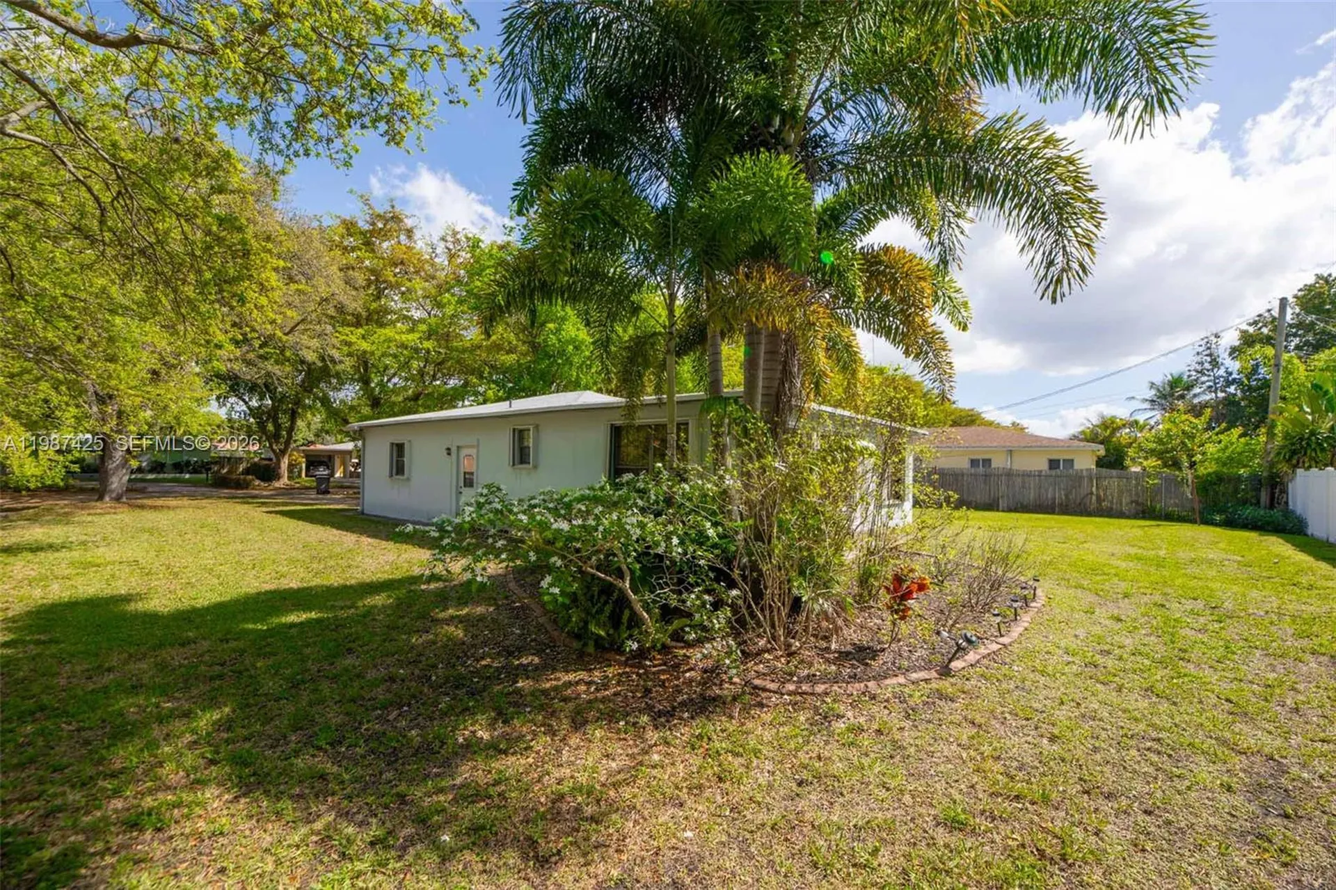 5726 Madison Street Hollywood FL 33023