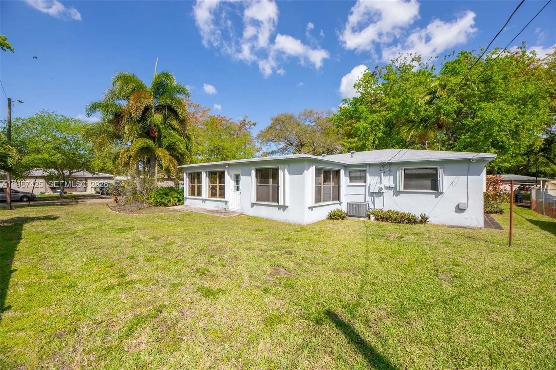 5726 Madison Street Hollywood FL 33023