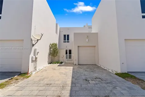6432 NW 104th Court Doral FL 33178