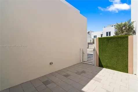 6432 NW 104th Court Doral FL 33178