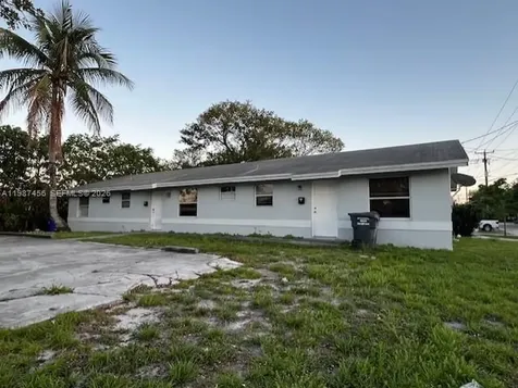 2746 Johnson Street Hollywood FL 33020