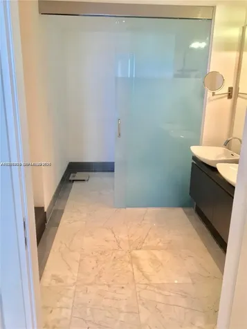 200 Biscayne Boulevard Way Miami FL 33131