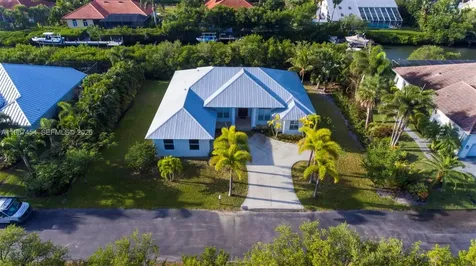 2135 Island Drive Vero Beach FL 32963