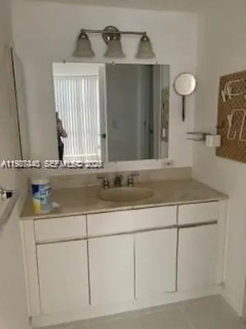 17021 N Bay Road Sunny Isles Beach FL 33160
