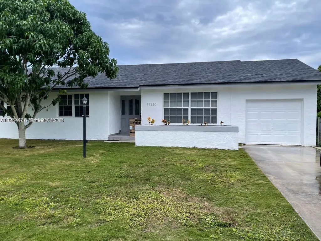 17220 SW 93rd Avenue Palmetto Bay FL 33157