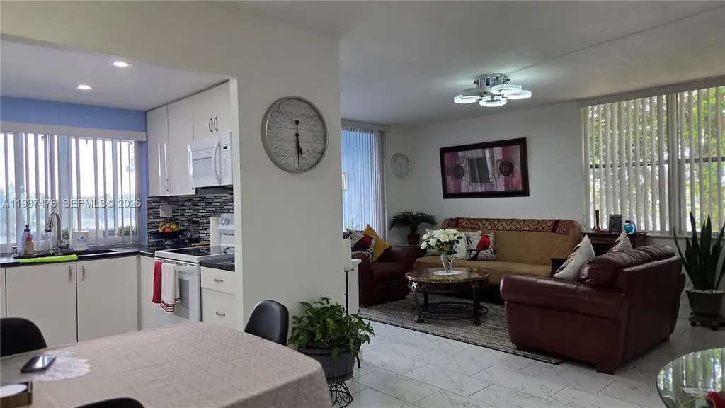 9400 Lime Bay Boulevard Tamarac FL 33321