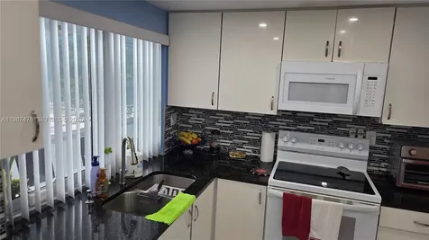 9400 Lime Bay Boulevard Tamarac FL 33321
