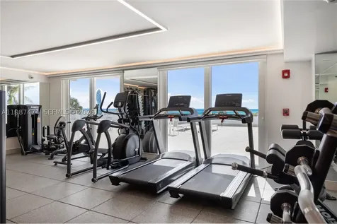 345 Ocean Drive Miami Beach FL 33139