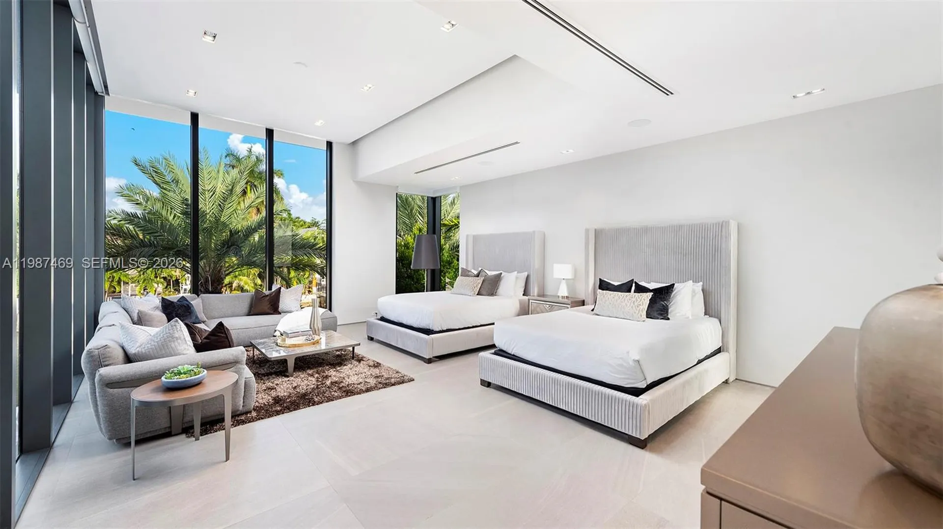 440 Mola Avenue Fort Lauderdale FL 33301