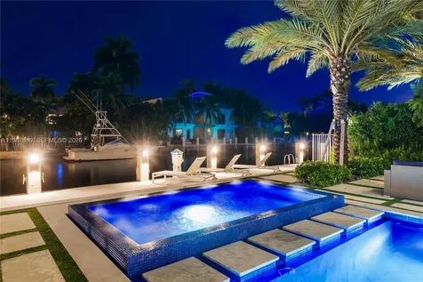 440 Mola Avenue Fort Lauderdale FL 33301