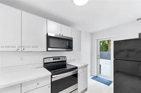 5731 SW 62nd Terrace Miami FL 33143