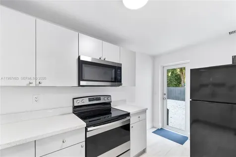 5731 SW 62nd Terrace Miami FL 33143