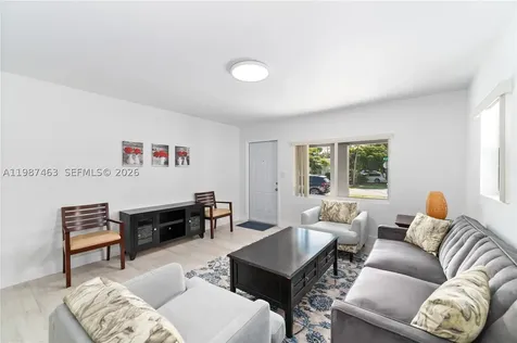 5731 SW 62nd Terrace Miami FL 33143