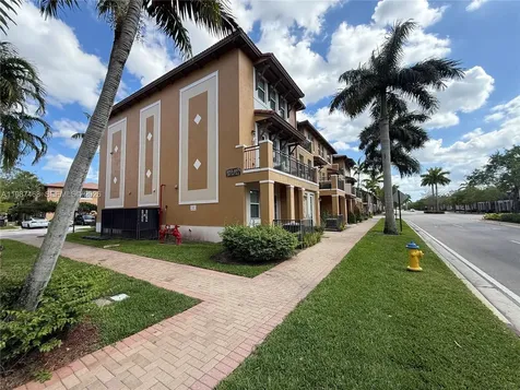 1045 SW 147th Avenue Pembroke Pines FL 33027