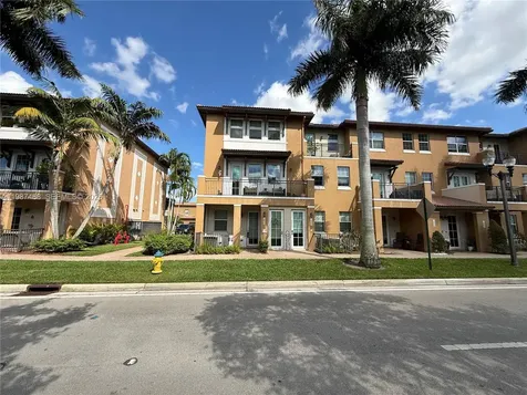1045 SW 147th Avenue Pembroke Pines FL 33027