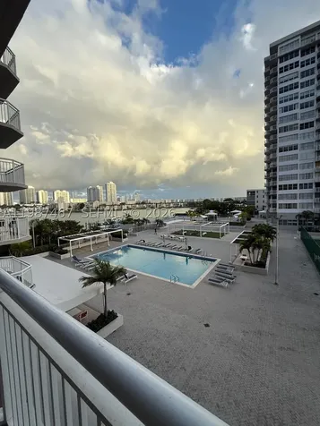 18061 Biscayne Boulevard Aventura FL 33160