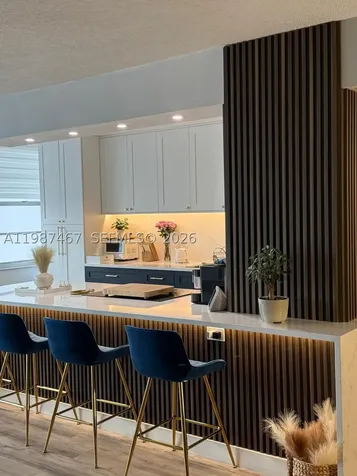 18061 Biscayne Boulevard Aventura FL 33160