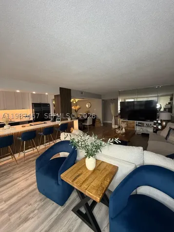 18061 Biscayne Boulevard Aventura FL 33160