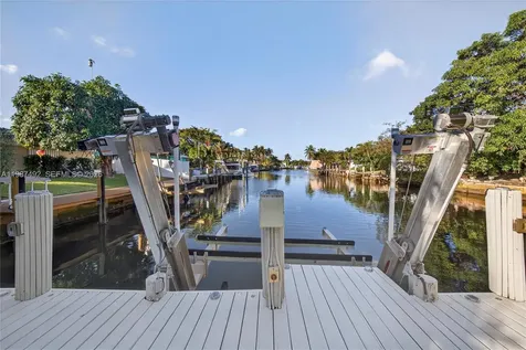 371 SE 3rd Street Pompano Beach FL 33060