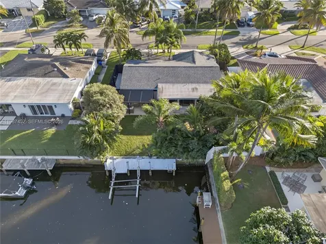 371 SE 3rd Street Pompano Beach FL 33060
