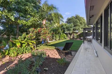 371 SE 3rd Street Pompano Beach FL 33060