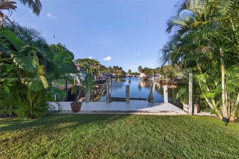371 SE 3rd Street Pompano Beach FL 33060