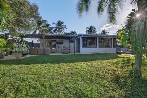 371 SE 3rd Street Pompano Beach FL 33060
