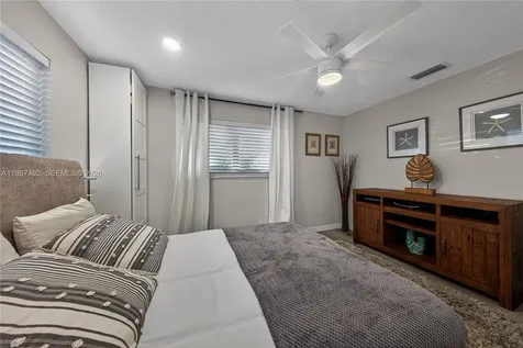 371 SE 3rd Street Pompano Beach FL 33060