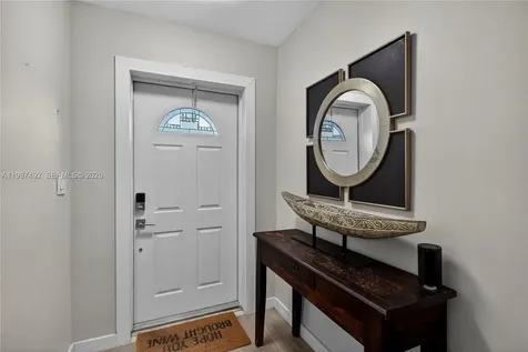 371 SE 3rd Street Pompano Beach FL 33060