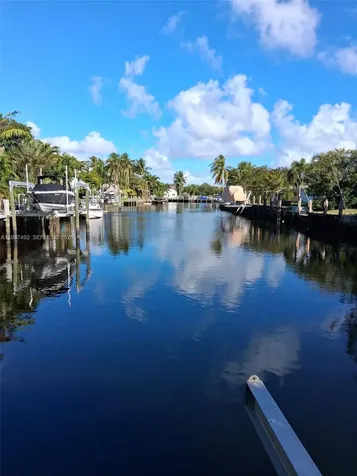 371 SE 3rd Street Pompano Beach FL 33060