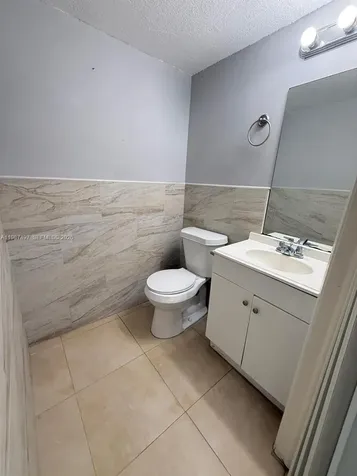 6045 NW 186th Street Hialeah FL 33015