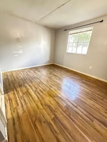 6045 NW 186th Street Hialeah FL 33015